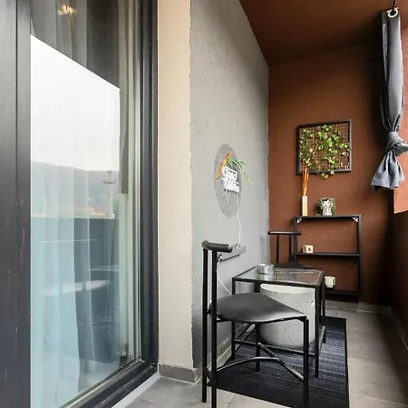 No5 Apartment